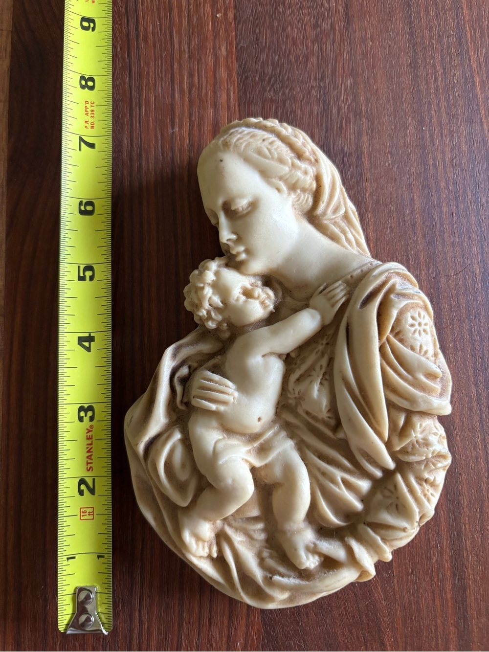 Ivory-Tone Madonna and Child Wall Plaque